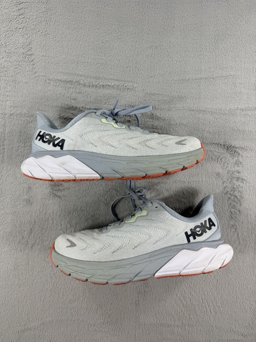 Hoka Arahi 6 Womens Size 8D Wide Running Shoes Light Gray Casual